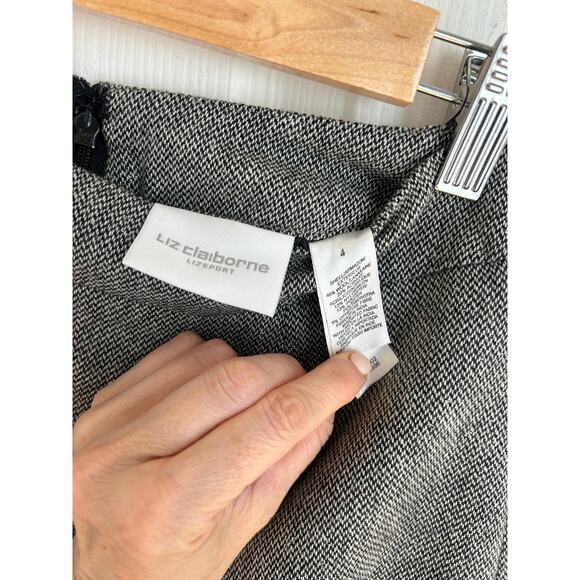 Vintage Black and White Tweed Wool Blend Column Skirt Size Small | Vintage Liz - Picture 4 of 5